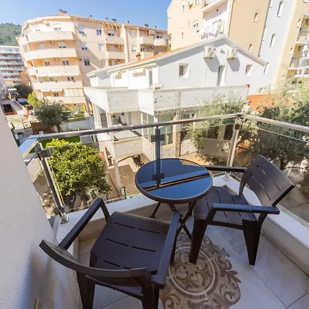Ponte Di Ferro Apartment Budva Exterior photo